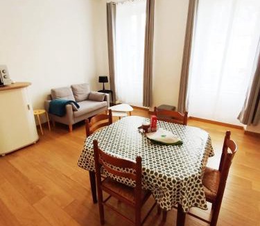 Tarascon-sur-Ariege Apartment | Les Gîtes d'Altaïr - La Petite Ourse