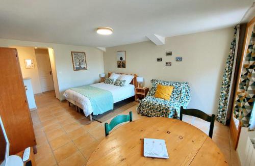 Monties House | Les Gites de Campardon - Gite Tournesols et Coquelicots