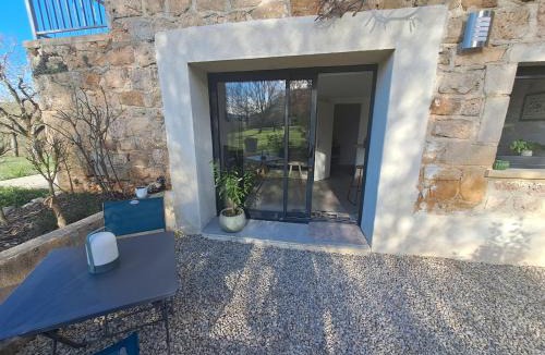 Salles-la-Source Apartment | Les Glycines
