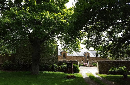 Lamballe House | Les Golfeurs, character gîte, with swimming pool, twenty minutes from the seaside