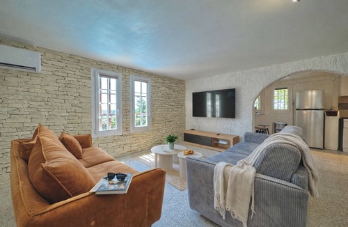 Bezouce Villa | Les Hauts de Bezouce, private pool, views and calm