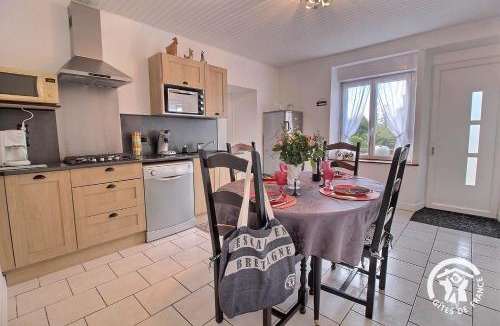 Laurenan House | Les hirondelles