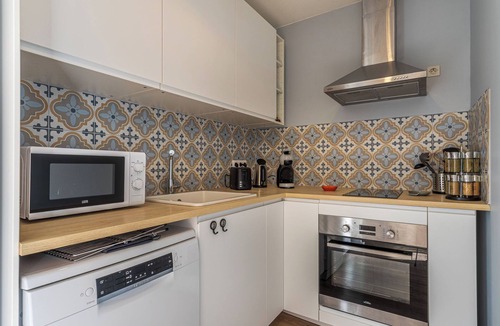 Hyeres City Centre Apartment | Les Jardins du Luxembourg by Interhome