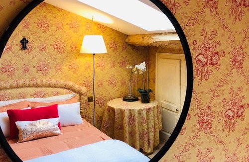 Saint-Paul-d'Espis House | Les matins Rubis, Secret Garden Suite, charming guest room reference