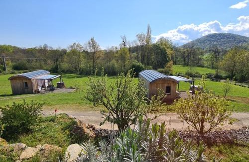 Encausse-les-Thermes Ski Chalet | Les Milles Bottes et ses Roulottes