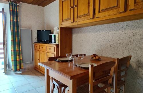 La Chapelle-en-Valgodemard Apartment | Les Oulles 9 - WIFI - Piscine - Terrasse