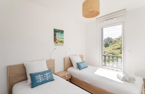 Sables-d'Or-les-Pins Apartment | Les pins 211 - Appt 4p à moins d1km de la plage