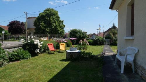 Richebourg House | Les pivoines