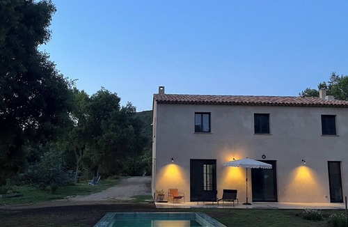 La Mole House | Les Plaines, Country house