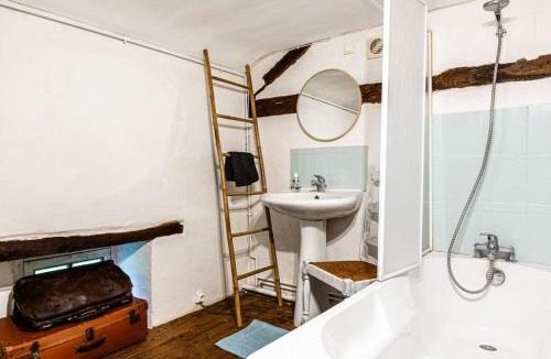 Belloc-Saint-Clamens Bed & Breakfast | Les Portes Neuves!