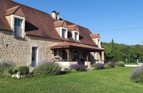 Laval House | Les Poujades - REILHAGUET