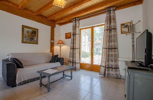 Champigny-sur-Aube House | Les prés saint jean