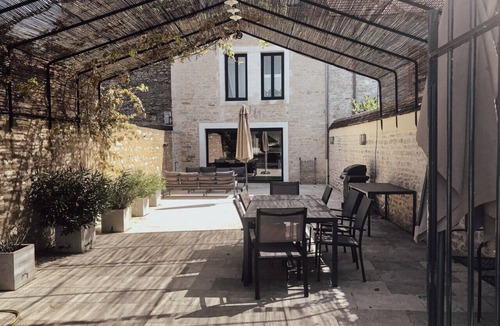 Prehy House | Les Résidences Gueguen - La Maison de Pauline