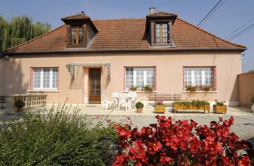 Saint-Remy-sous-Barbuise House | Les Saules Calais - Saint Remy Sous Barbuise