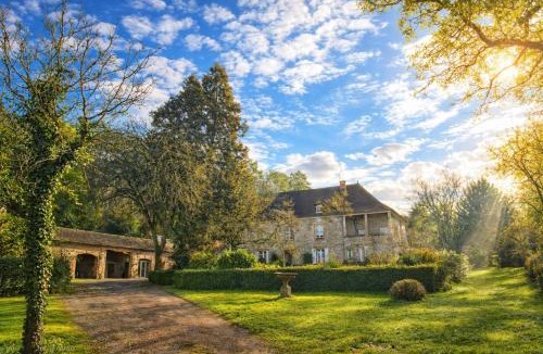 Gindou Bed & Breakfast | LES TROIS L