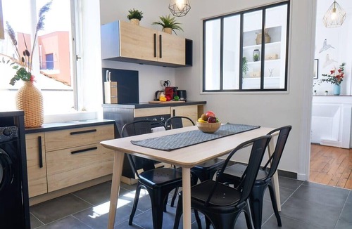 Vaise Apartment | Les Tuileries - Appartement cosy for people - Valmy