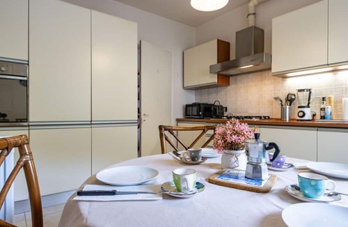 Nebbiuno Apartment | Like at Home Nebbiuno - Apartment in Villa -WiFi