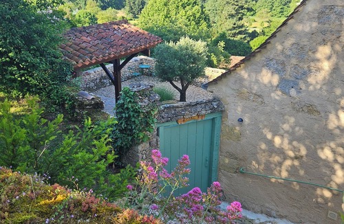 Les Eyzies House | LITTLE HAVEN OF PEACE