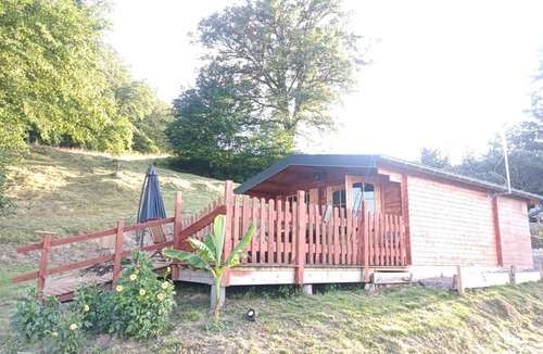 Paroisse Saint-Walburge Ski Chalet | Location Chalet Jaccuzi et Étang Privatif