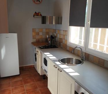 Rochefort-du-Gard Apartment | Location saisonnière en Provence