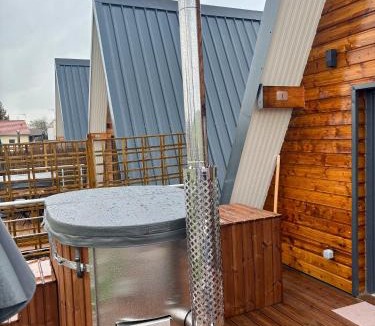 Saint-Utin Ski Chalet | Lodge lady tipi 1 avec bain nordique et piscine