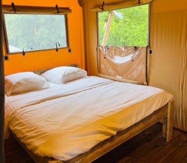 Larreule Other | Lodge safari de luxe 4 personnes