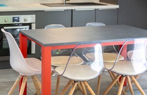 Concarneau House | Lodge Terre Holiday Home with Wi-Fi