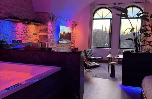 Metz Apartment | Loft architecte exceptionnel avec mini piscine design