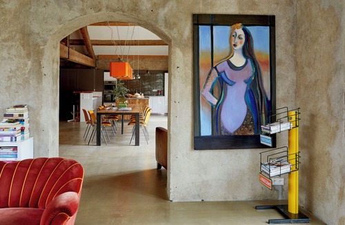 Villedaigne House | Loft in converted wine cellar in Occitania