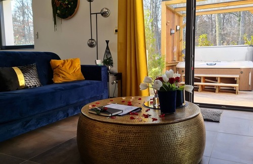 Kerprich-aux-Bois House | Loftconcept57. Maison-spa Privé Avec vue sur L'étang du Stock