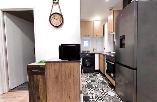 Foix Apartment | Logements 35m2 1chambre avec salon ou 2chambres petit salon - centre historique Foix
