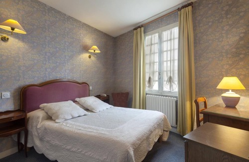 Guilliers Hotel | Logis Au Relais Du Porhoet