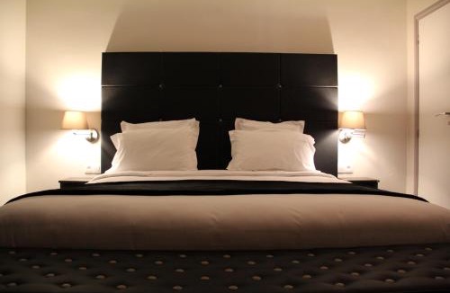 Matougues Hotel | Logis Auberge Des Moissons