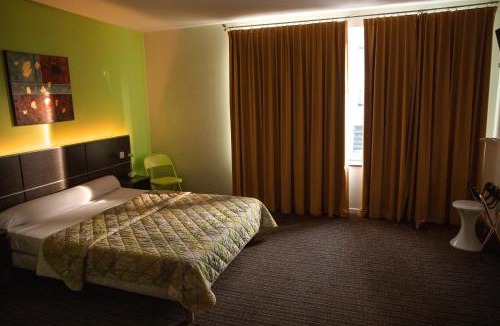 Gironcourt-sur-Vraine Hotel | Logis Hôtel La Vraine