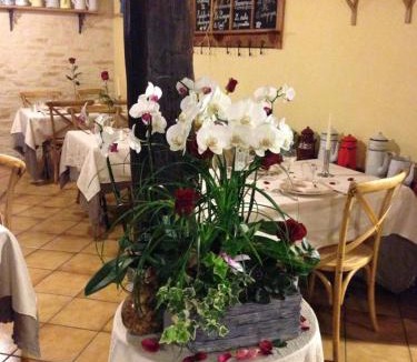 Colombey-les-deux-Eglises Hotel | Logis Hotel Restaurant La Grange Du Relais