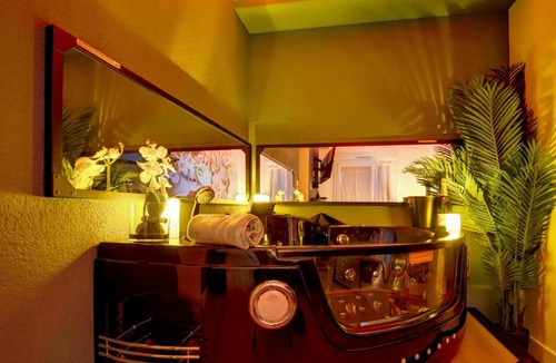 Aucamville Apartment | Love Room - Balnéo - Insolite- Détente
