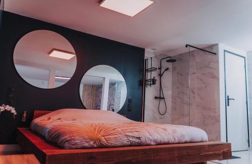 Le Vezier Villa | Love Room - La Villa Monroe - Un écrin de volupté épicée