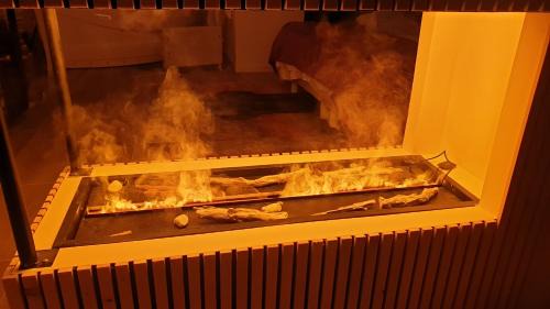 Puygaillard-de-Quercy Apartment | Love Room- Spa- Escale Amoureuse
