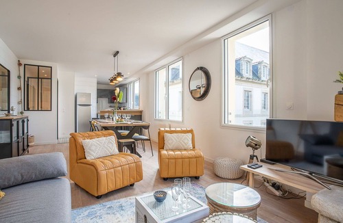 Saint-Servan Apartment | Lovely apartment for 8 guests with WIFI and TV