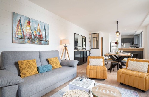 Saint-Servan Apartment | Lovely apartment for 8 guests with WIFI and TV