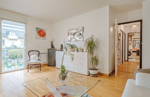 La Richardais Apartment | Lovely apartment for 2 guests with WIFI, TV and parking