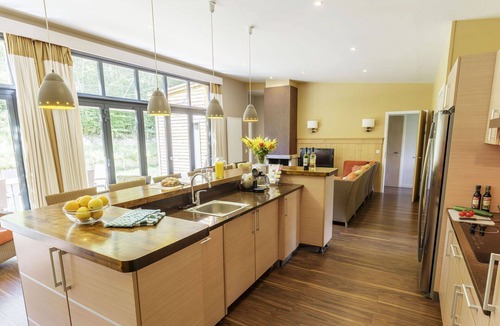 Hattigny House | Lovely apartment in villa for 12 people with pool, hot tub, WIFI, TV and terrace