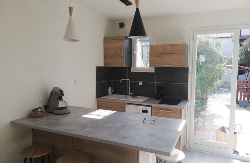 Saintes-Maries-de-la-Mer Apartment | Lovely new apartment 10 minutes walk from the beach!