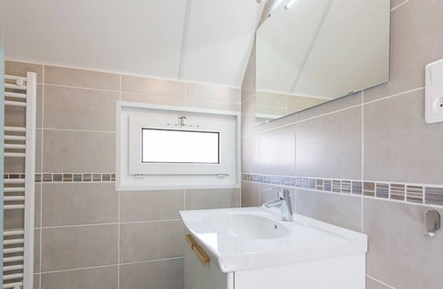 Daumazan-sur-Arize House | Lovely holiday home with beautiful panoramic views and beautiful swimming pools!