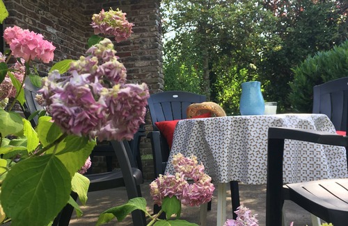 Mesnil-Saint-Pere House | Lovely holiday cottages with an authentic charm facing the lake