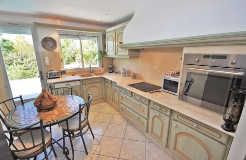 Bagnols-en-Foret House | Lovely home in Bagnols en Forêt