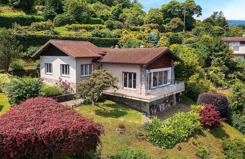 Vedasco House | Lovely private home with amazing views over Lake Maggiore & Stresa! - Casa Laura