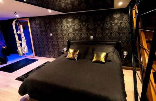 Laon Sud Apartment | Loveroom LovaLova
