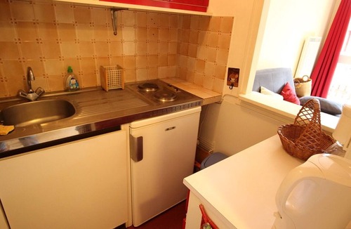 Bagneres-de-Luchon Apartment | Luchon - 1BR Apartment with Balcony, Pets Allowed, Parking