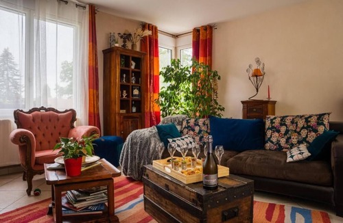 Lusigny-sur-Barse Hotel | LUNIDOR